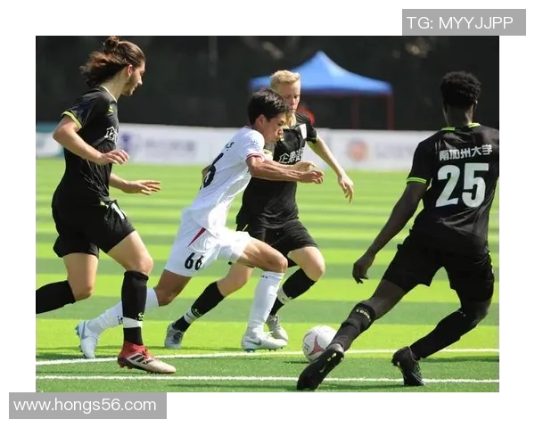 张柏林在足球明星赛中绝杀瞬间视频回顾与精彩分析