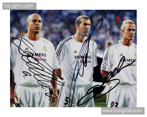 美国男足球明星签名照的魅力与价值探秘,收藏爱好者的必备指南 美国男足球明星签名照的魅力与价值探秘,收藏爱好者的必备指南