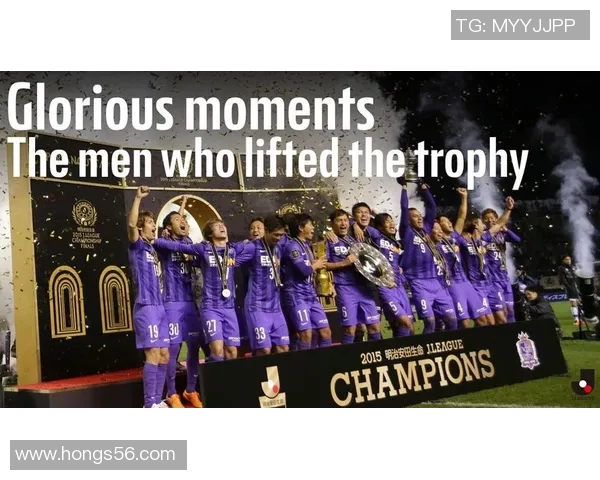 足球明星荣耀时刻捧奖杯的精彩瞬间合集欣赏 足球明星荣耀时刻捧奖杯的精彩瞬间合集欣赏